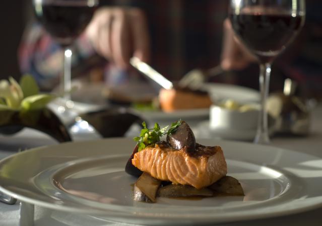 8 vinos que combinan mejor con salmón