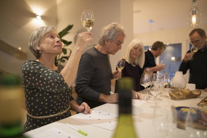 Cómo organizar una divertida fiesta de cata de vinos
