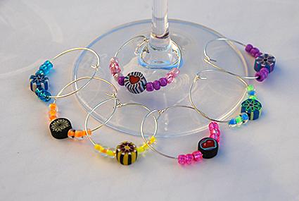 Encantos de copa de vino para hacer o comprar